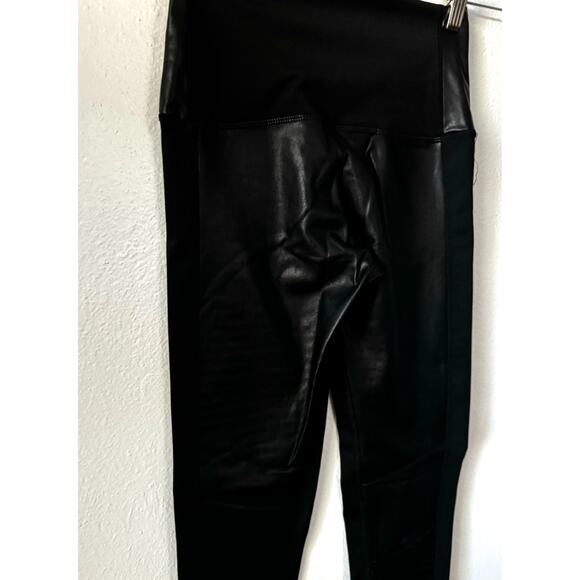 NEW Bagatelle NYC Womens XS Faux Leather Moto Leggings Black High Waist - Picture 9 of 10